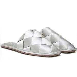 Sam Edelman Mules Ladies 6.5 Silver Slip On Round Toe‎ Woven Satin Finish Shoes